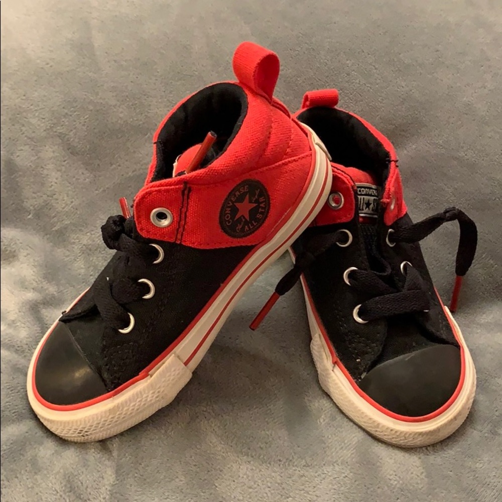 Size 8 converse